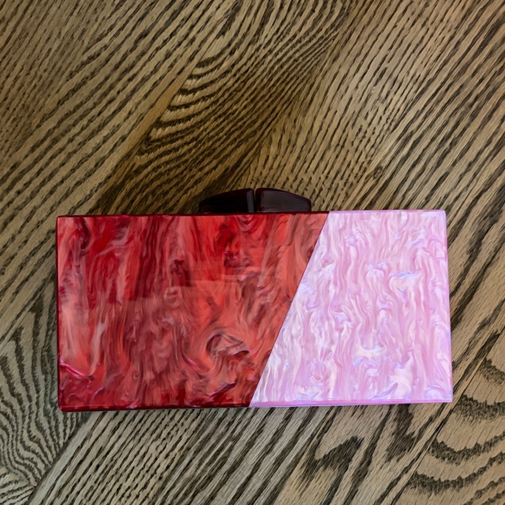 Tuckernuck Red and Pink Marbled Clutch